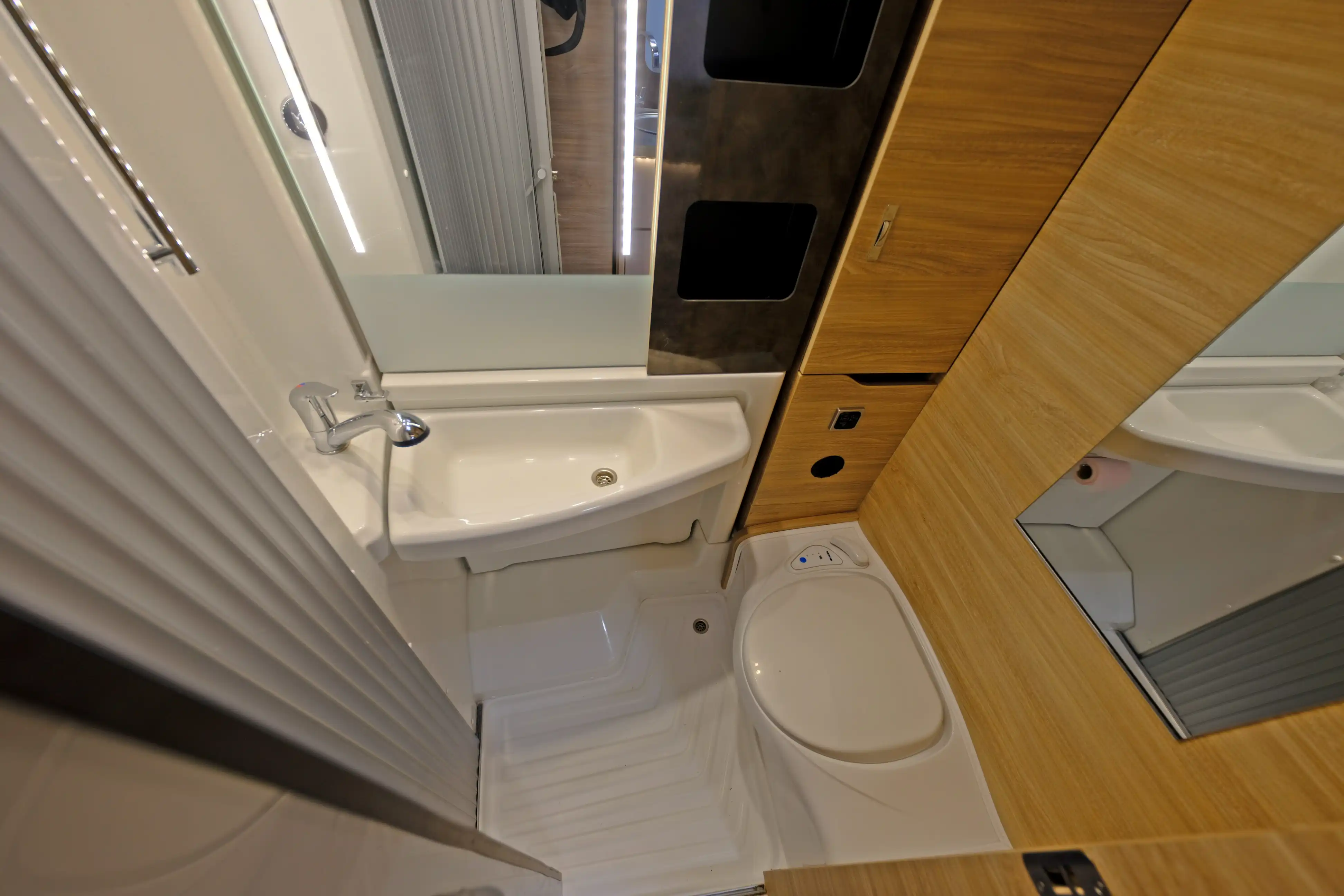 KNAUS Van Ti 650 Plus Platinium Selection